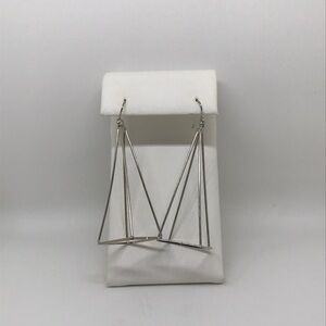 SILVER TRIANGLE EARRINGS✨✨✨